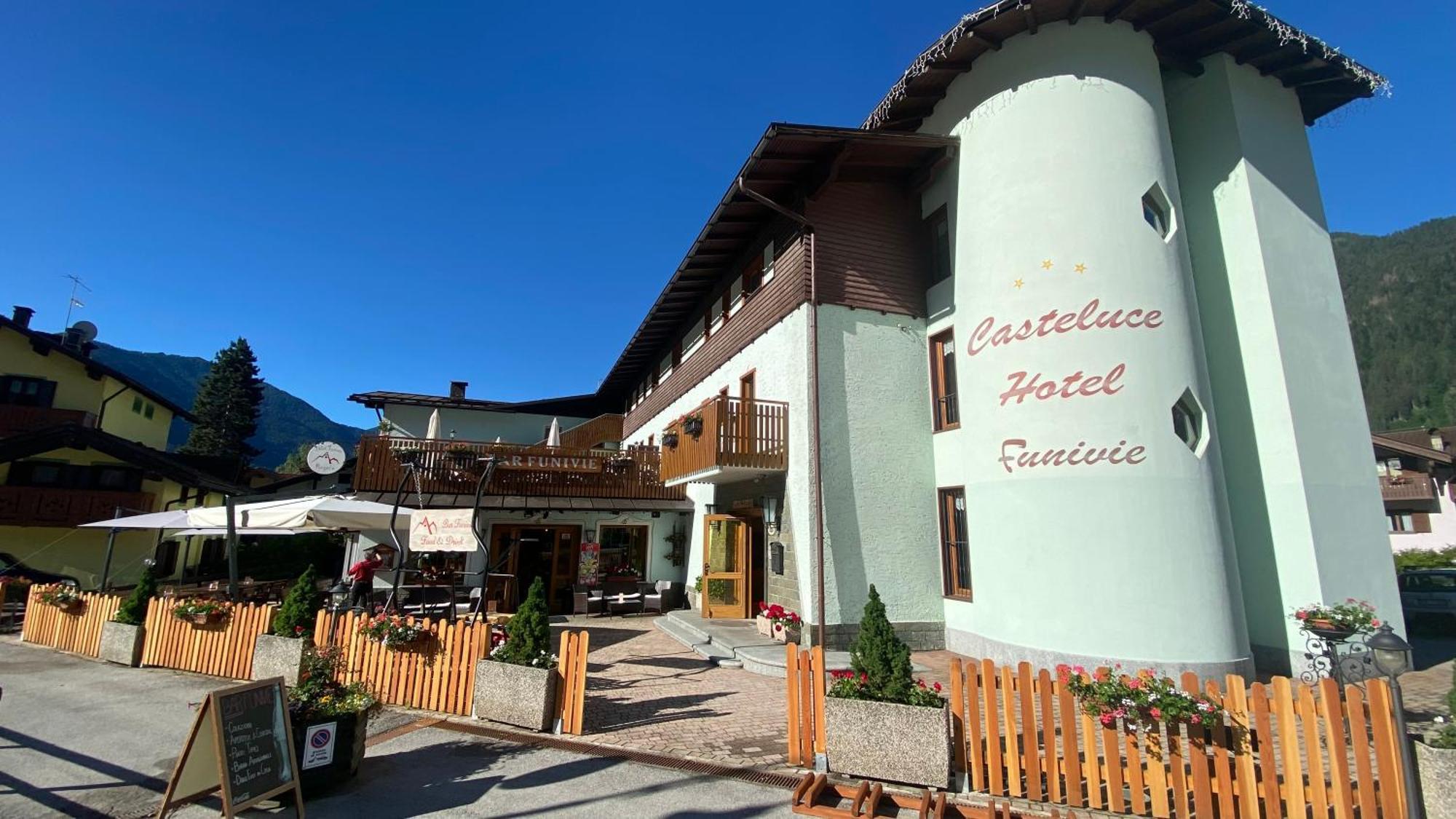 Casteluce Hotel Funivie Pinzolo Extérieur photo